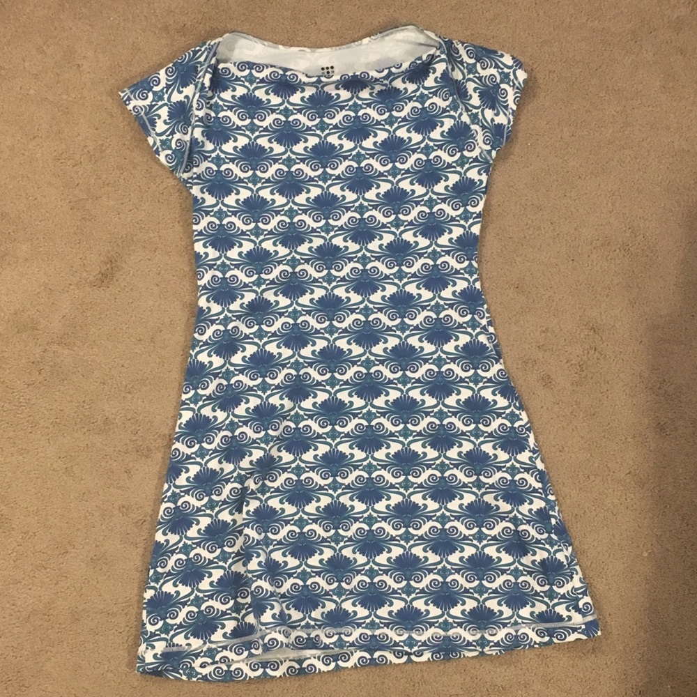 Comfy Title Nine dress